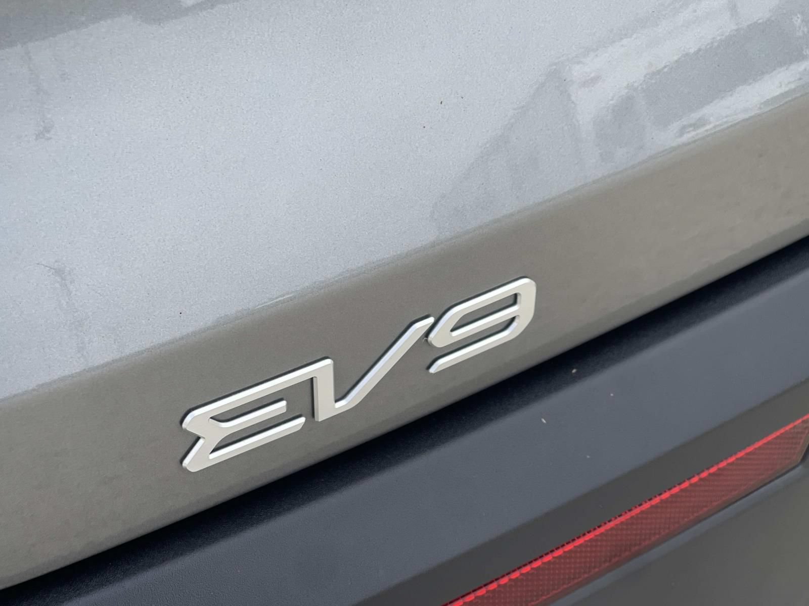 Used 2024 Kia EV9 Light Long Range RWD image 5