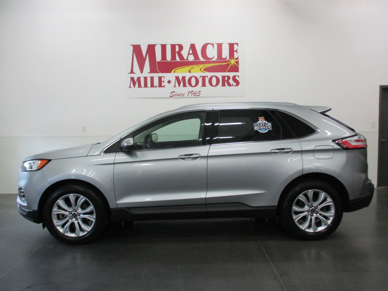 Used 2020 Ford Edge Titanium w/ Cargo Accessory Package image 2