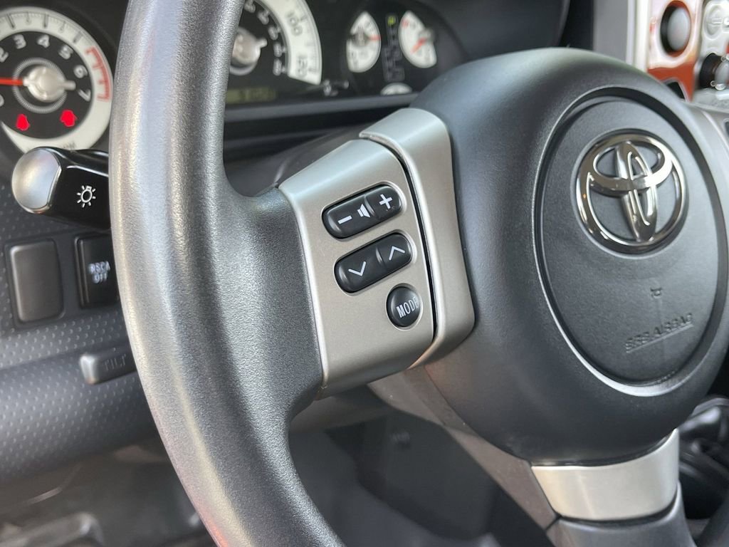 Used 2013 Toyota FJ Cruiser 4WD w/ Convenience Pkg image 24