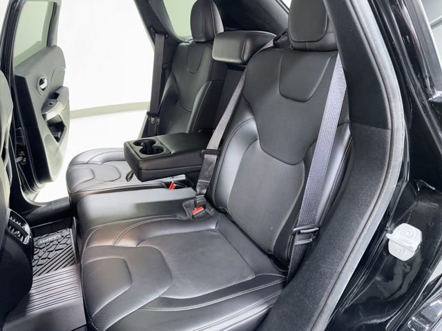 Used 2020 Jeep Cherokee Limited image 26