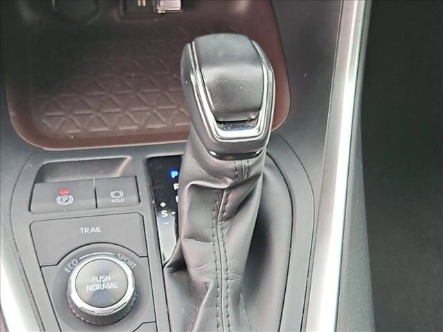 Used 2021 Toyota RAV4 Limited w/ Carpet Mat Package (TMS) image 12