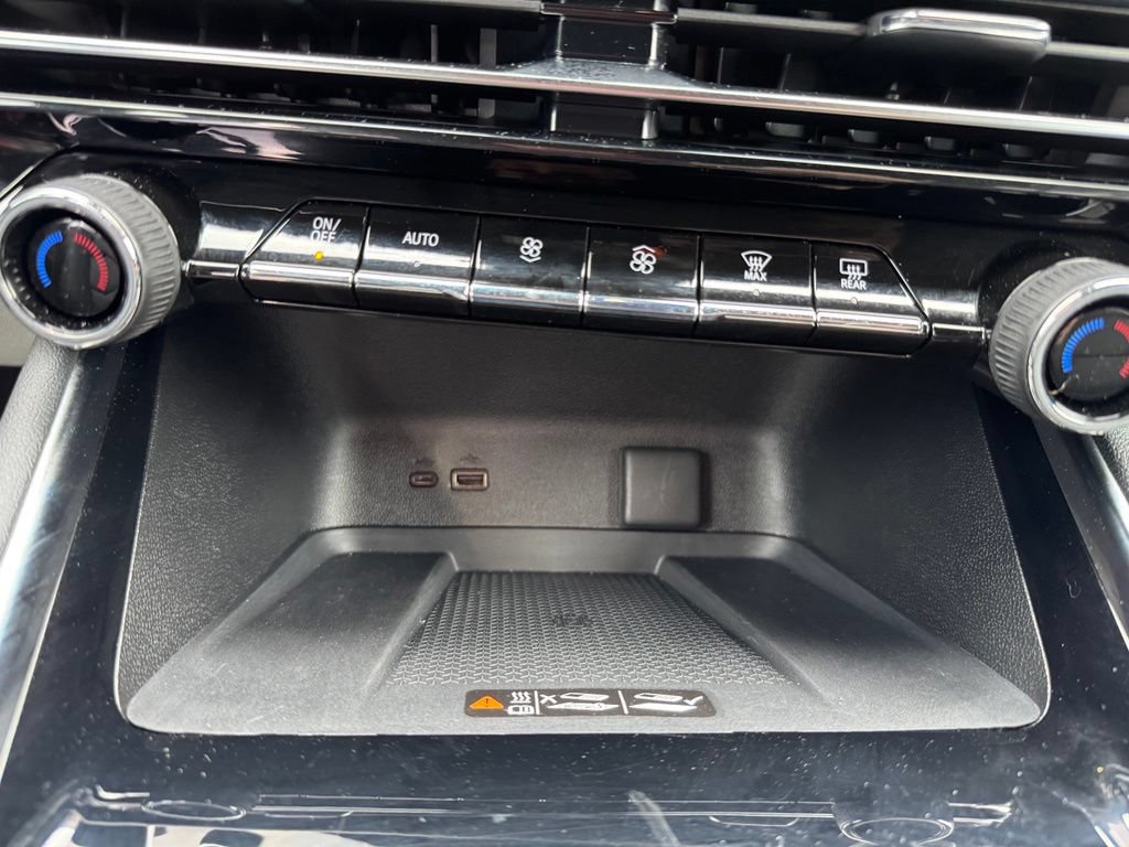 Certified 2024 Chevrolet Traverse RS AWD/4WD image 26