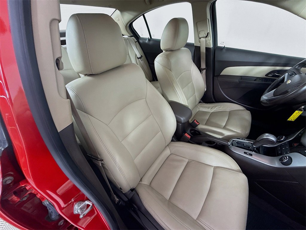 Used 2013 Chevrolet Cruze LT w/ Enhanced Safety Package image 26