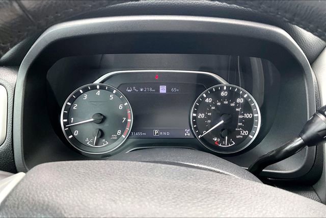 Used 2021 Nissan Titan SV w/ SV Convenience Package image 10