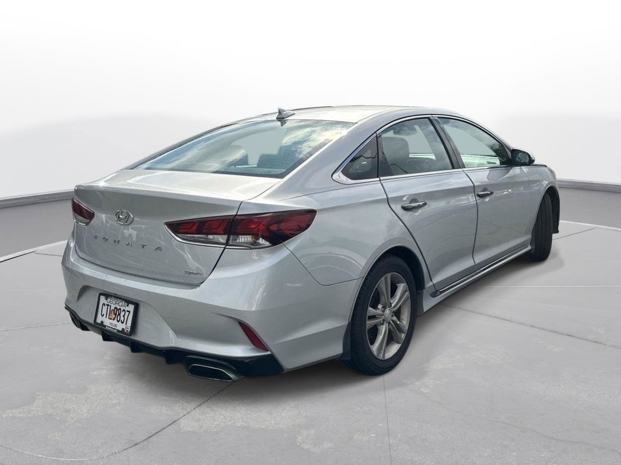 Used 2018 Hyundai Sonata Sport w/ Cargo Package FWD image 6