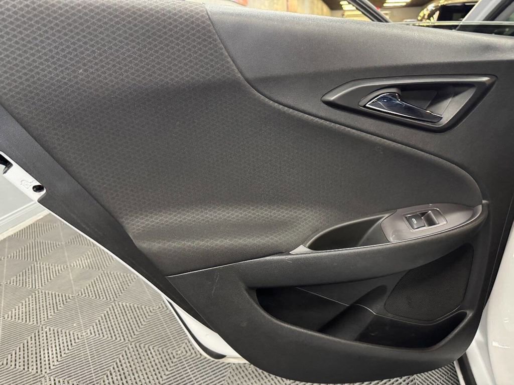 Used 2019 Chevrolet Malibu LS image 48