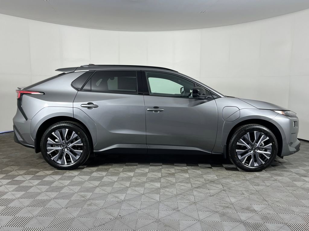 New 2026 Subaru Solterra image 5