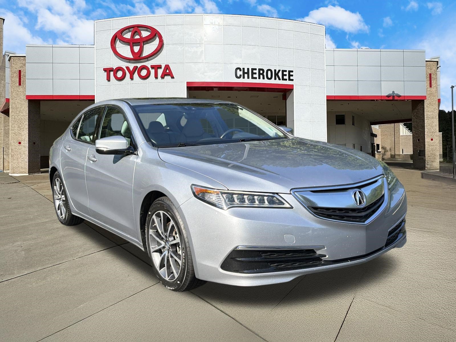 Used 2017 Acura TLX w/ Technology Package FWD image 3
