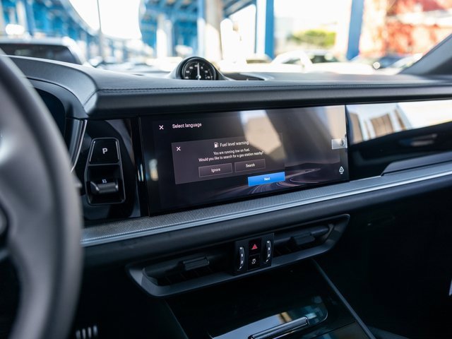 New 2026 Porsche Cayenne S image 30