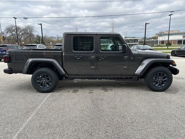 New 2026 Jeep Gladiator Sport AWD/4WD image 5