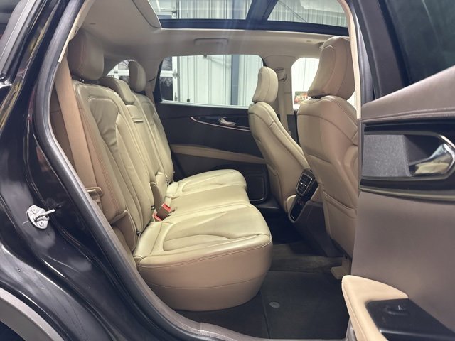 Used 2023 Lincoln Nautilus Reserve w/ Monochromatic Package image 26