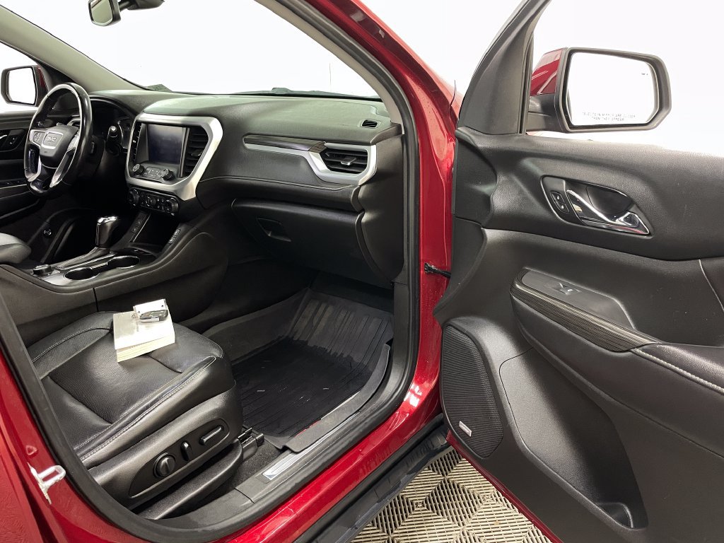 Certified 2018 GMC Acadia SLT w/ LPO, Floor Liner Package FWD image 36