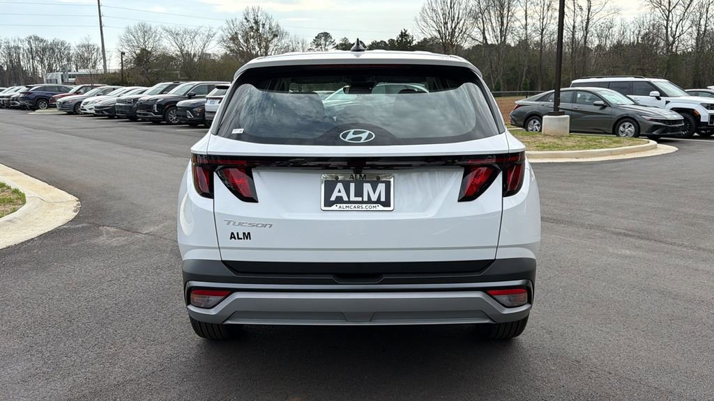 New 2026 Hyundai Tucson SE image 6