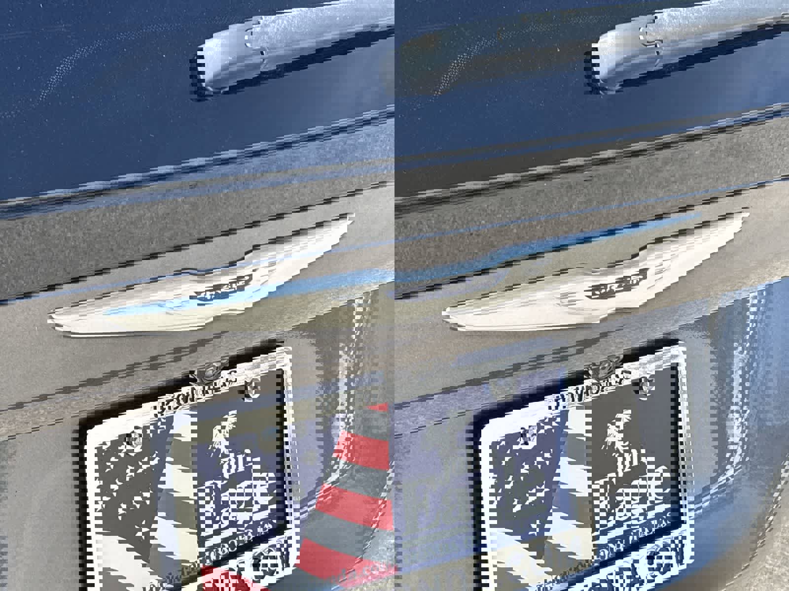 Used 2019 Chrysler Pacifica Touring-L image 19