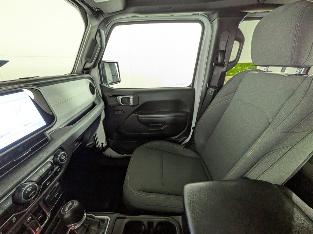 Certified 2024 Jeep Wrangler Sport S image 29