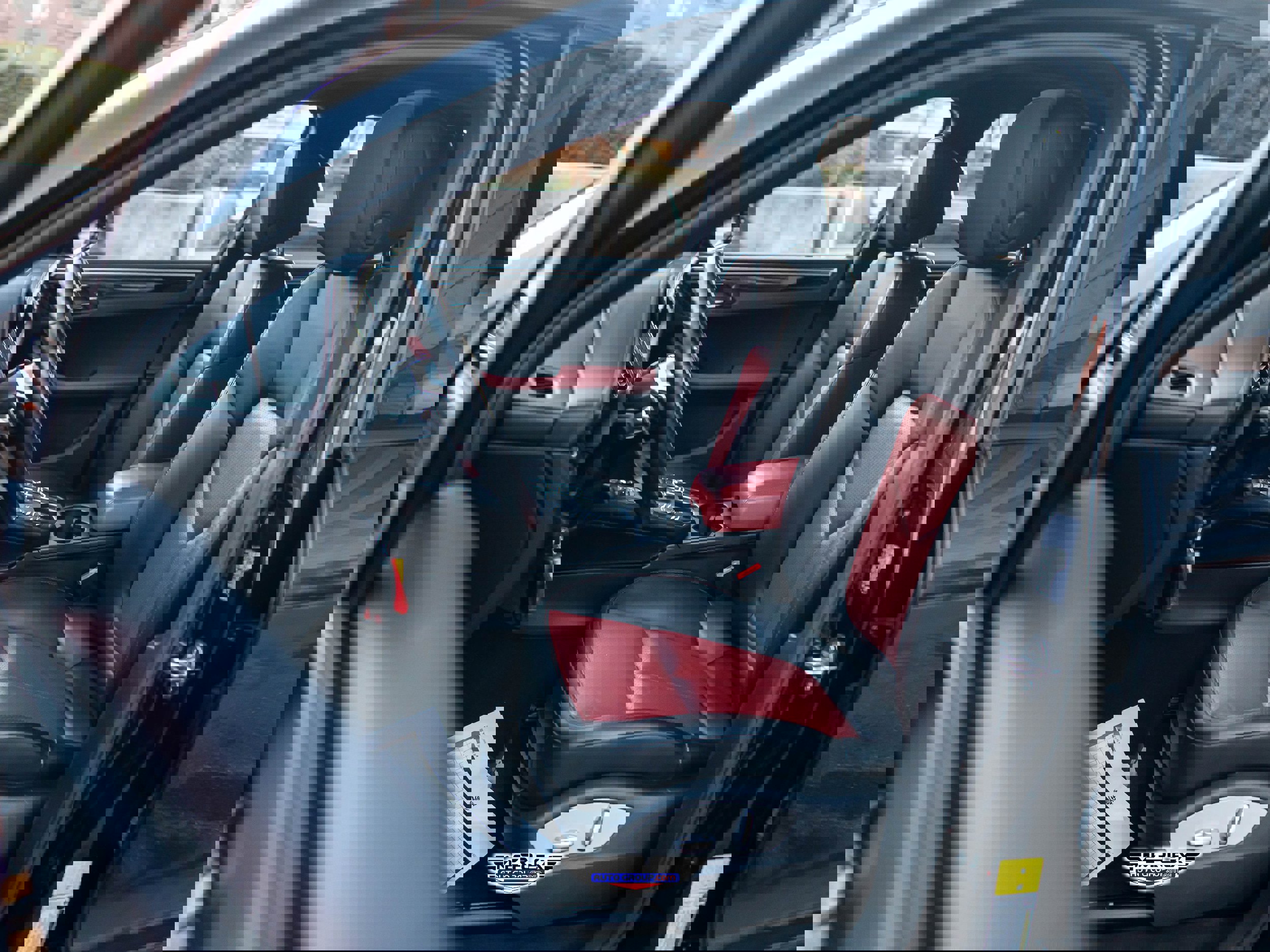 Used 2018 Porsche Macan Sport Edition image 16