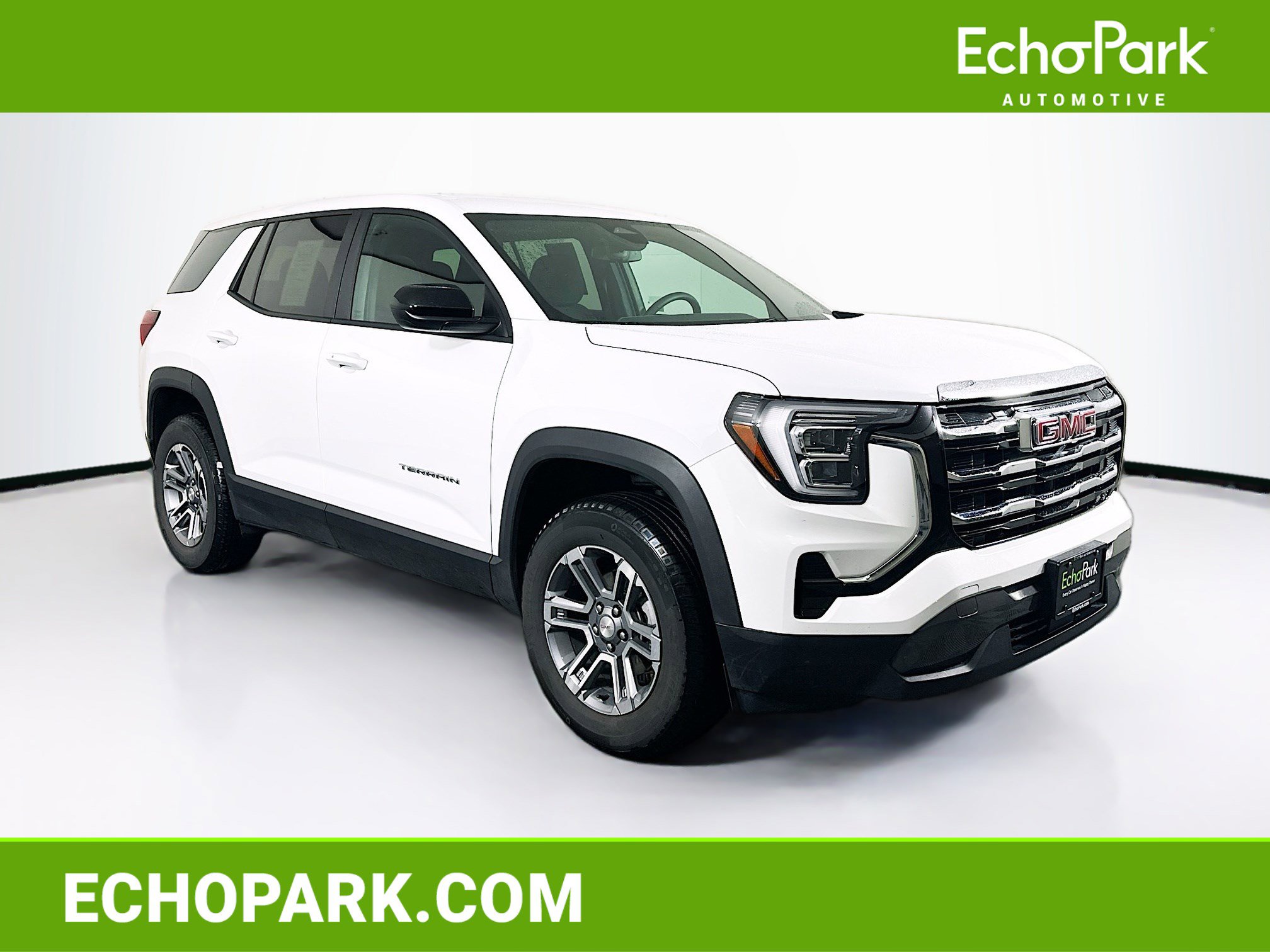 Used 2026 GMC Terrain Elevation FWD image 1