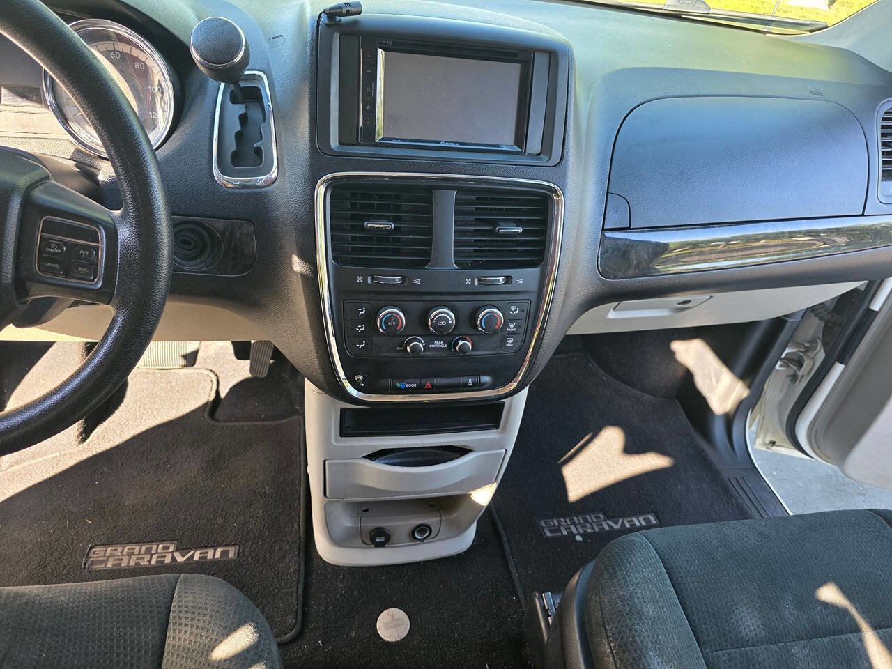 Used 2011 Dodge Grand Caravan Express w/ PWR Window Group image 19