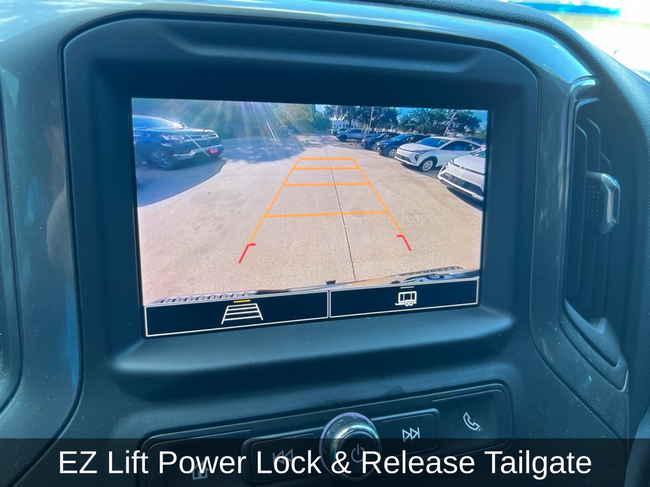 Used 2025 Chevrolet Silverado 1500 Custom w/ LPO, Dark Essentials Package RWD image 19