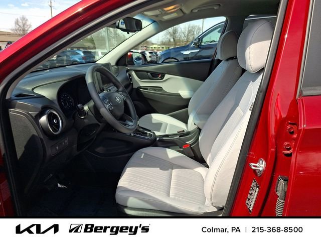 Used 2023 Hyundai Kona SEL AWD/4WD image 15