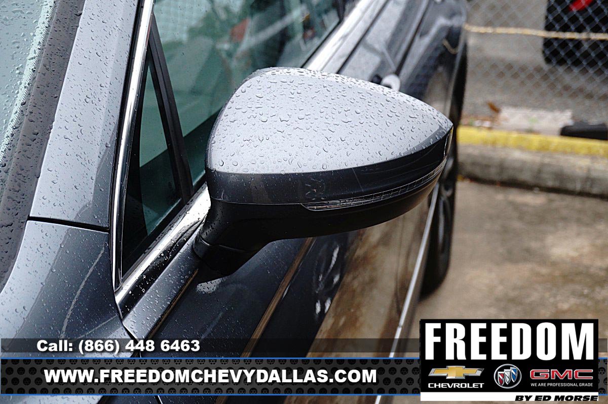 Used 2021 Volkswagen Tiguan SE w/ Panoramic Sunroof Package FWD image 7