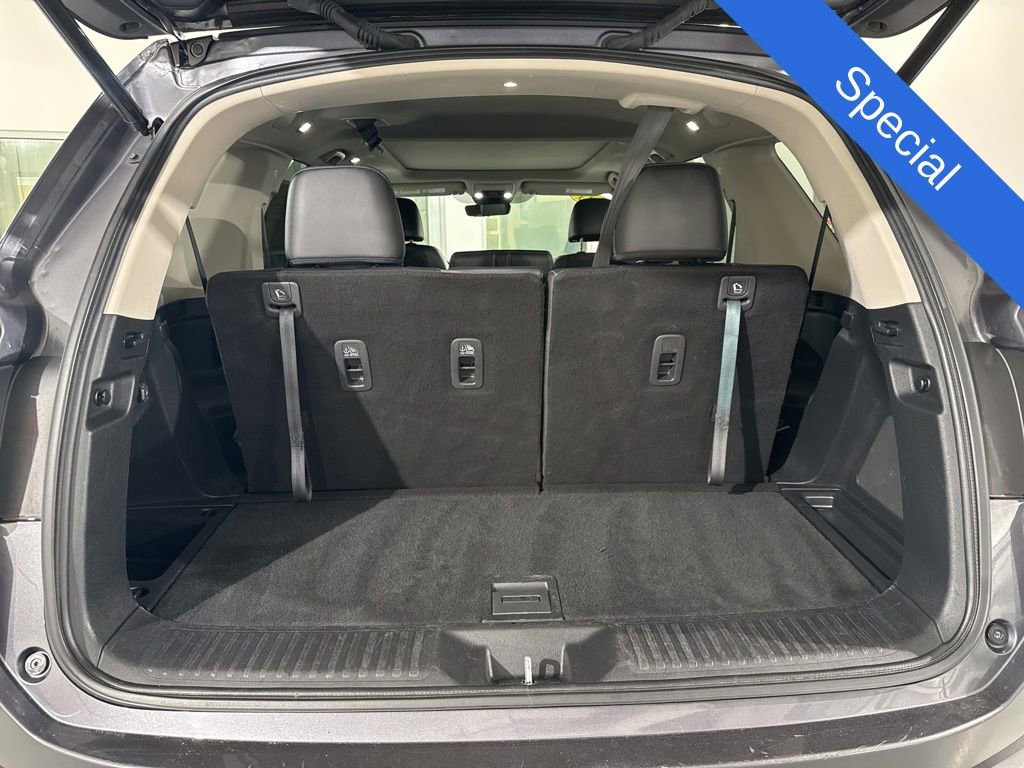 Used 2023 Honda Pilot Touring image 8