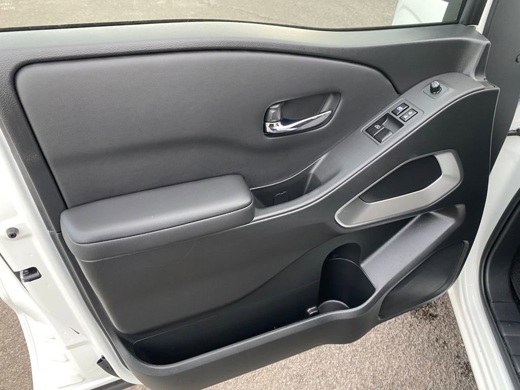 Used 2024 Nissan Frontier SV w/ SV Convenience Package image 30