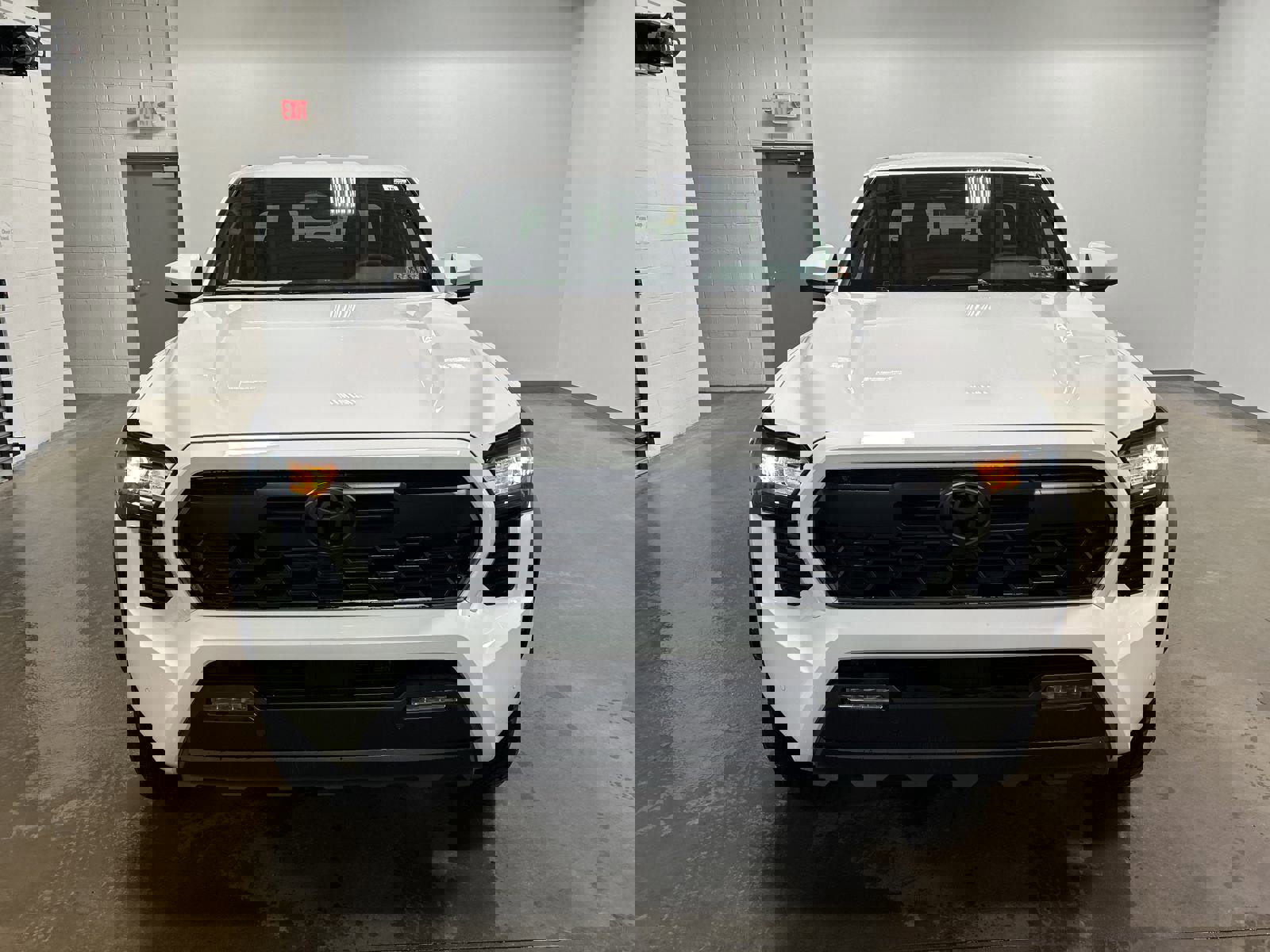 New 2024 Toyota Tacoma TRD Off-Road image 36