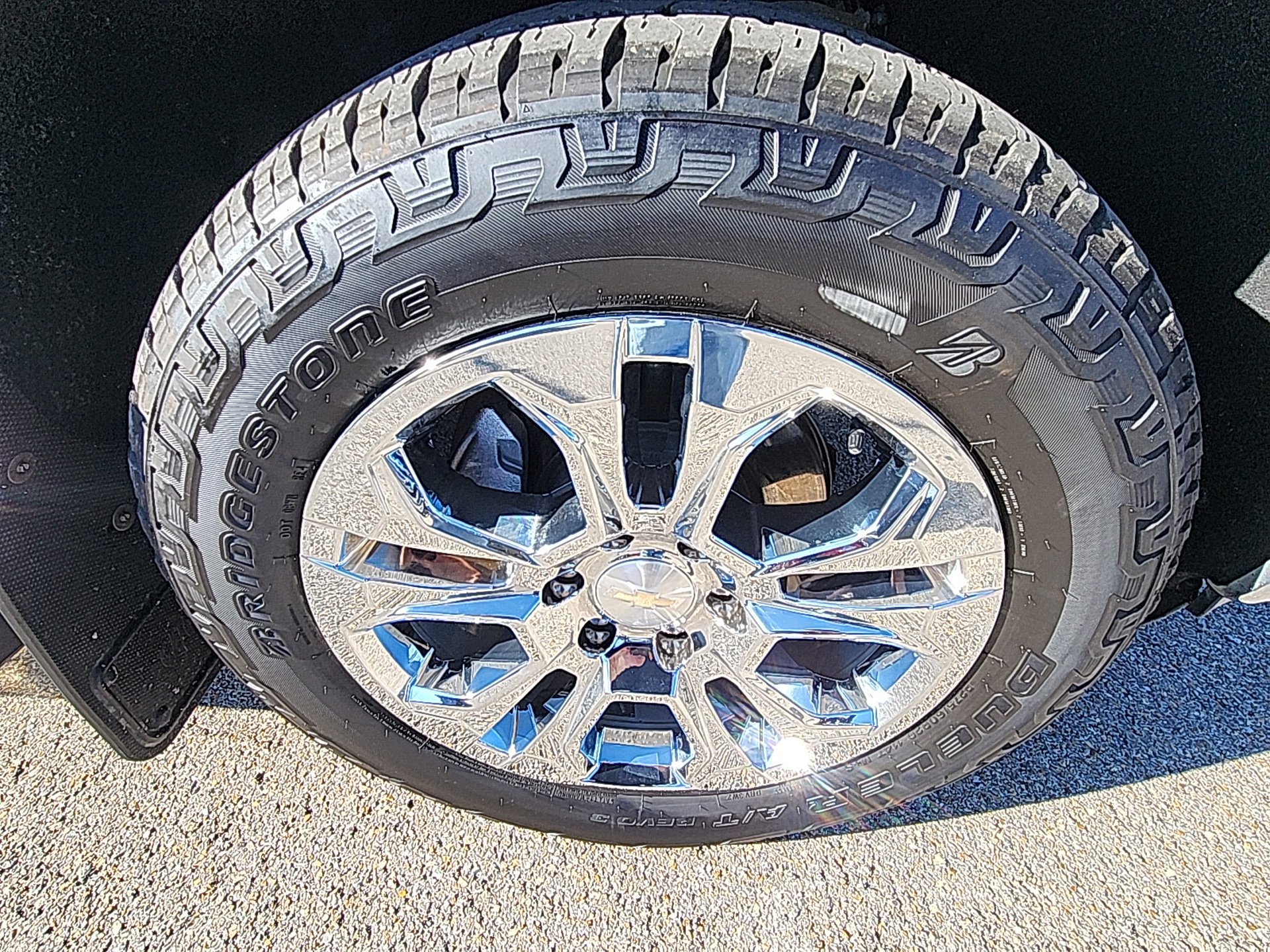 Used 2023 Chevrolet Silverado 1500 LTZ image 12