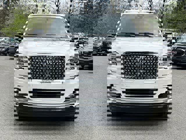 Used 2024 Lincoln Navigator Reserve image 32