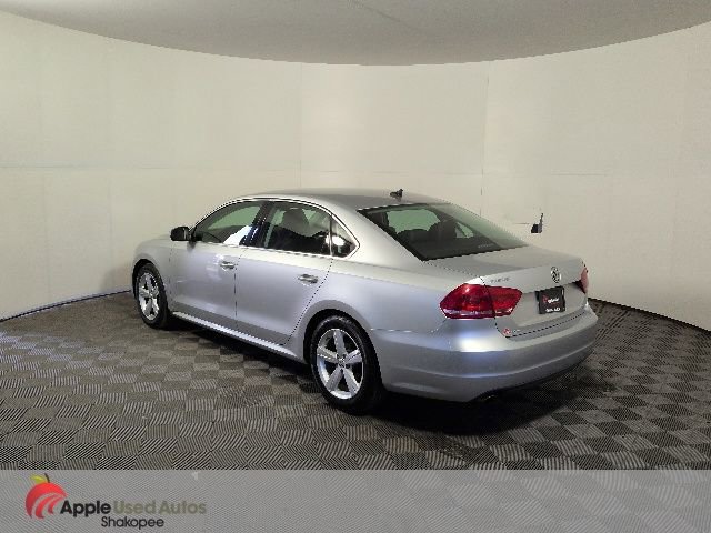 Used 2013 Volkswagen Passat 2.5 SE FWD image 4