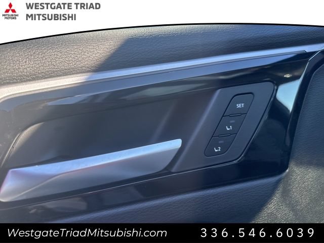 New 2026 Mitsubishi Outlander SEL FWD image 15