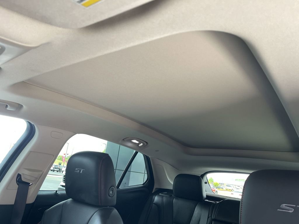Used 2023 Buick Envision Essence w/ Sport Touring Package AWD/4WD image 22