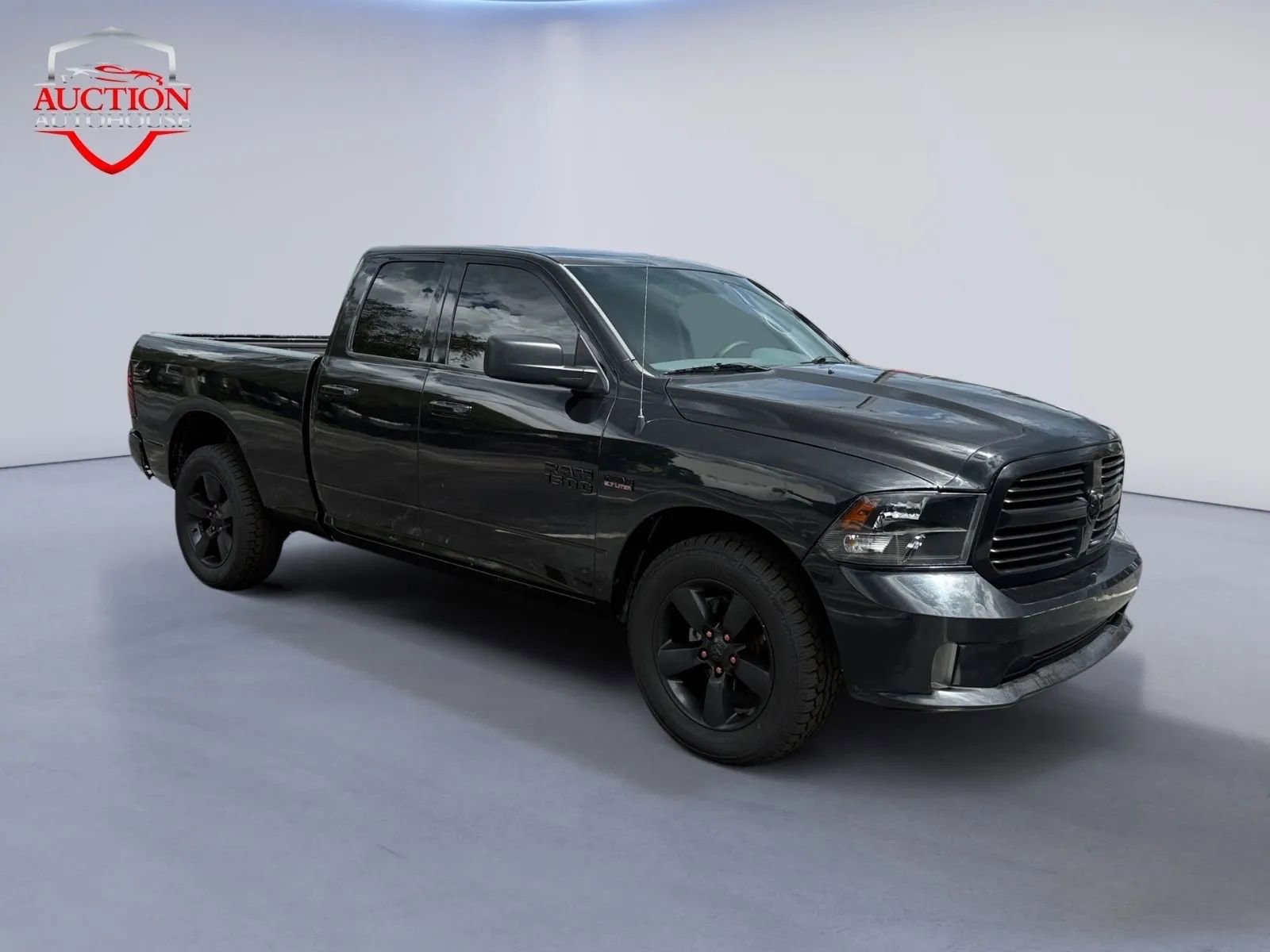 Used 2018 RAM 1500 Express w/ Black Ram 1500 Express Group image 7
