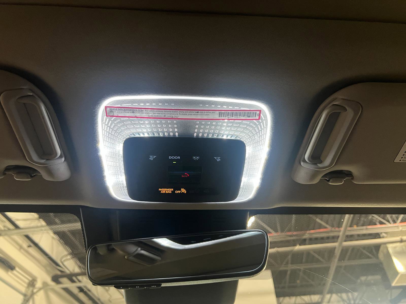 Used 2023 Toyota Prius Limited AWD/4WD image 22