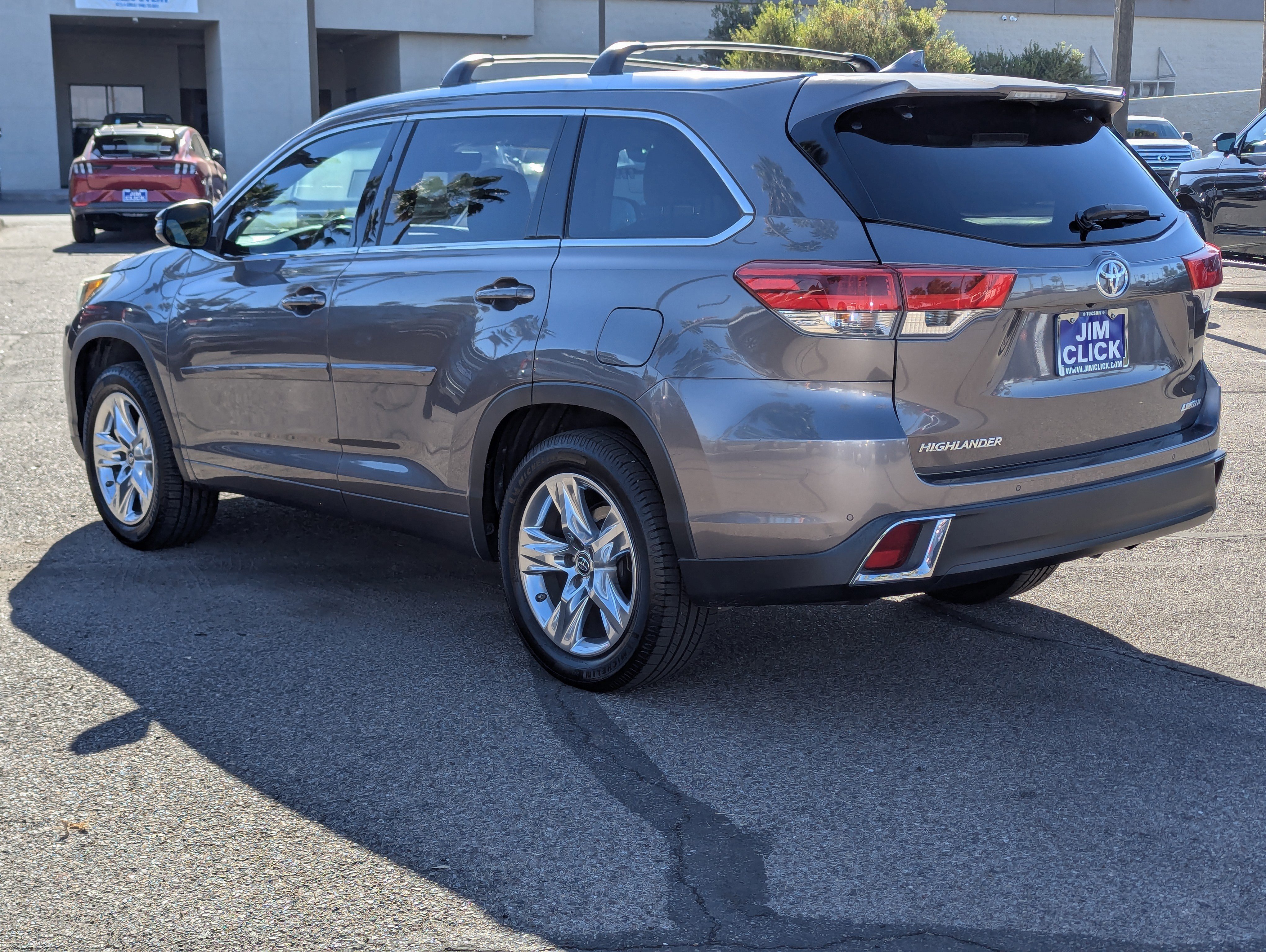 Used 2018 Toyota Highlander Limited image 4