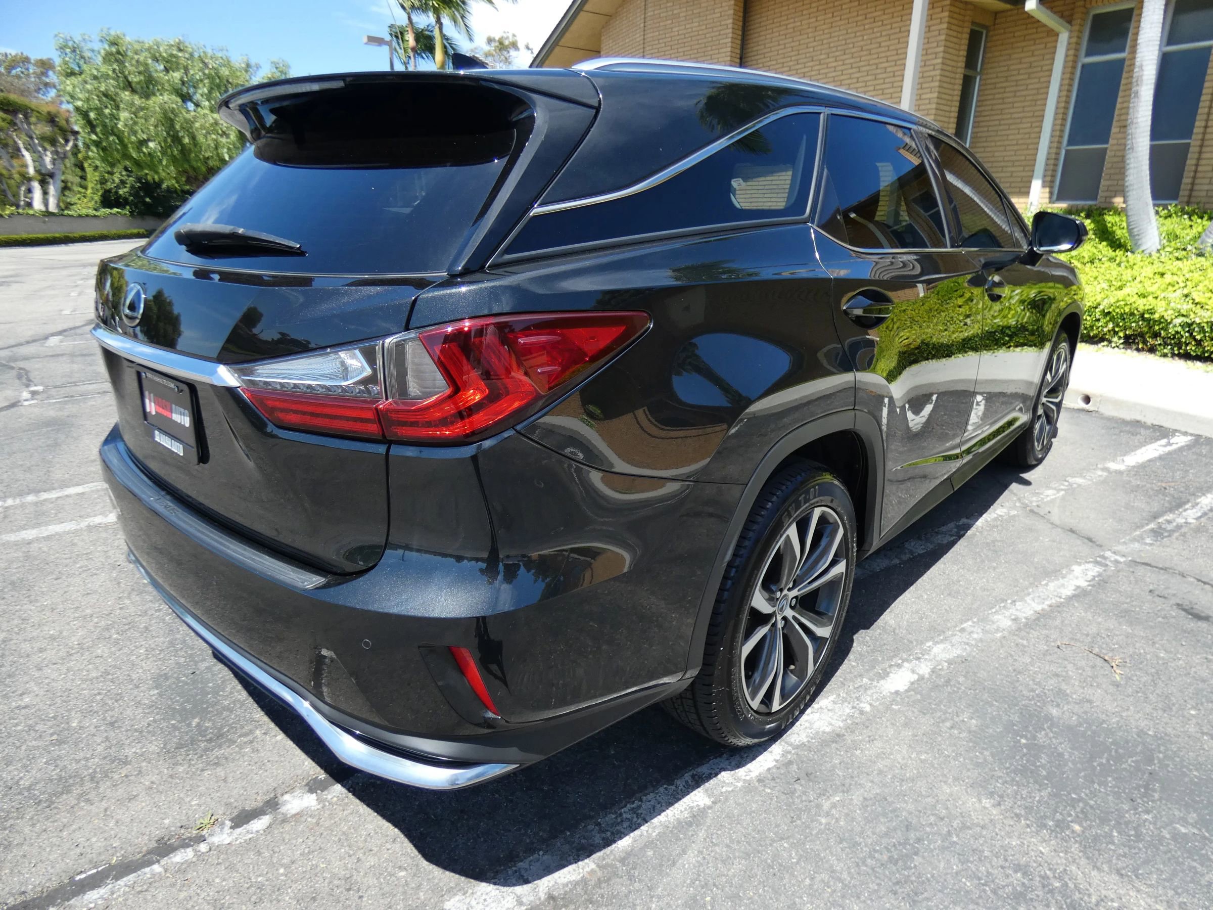 Used 2020 Lexus RX 350L FWD w/ Premium Package image 8