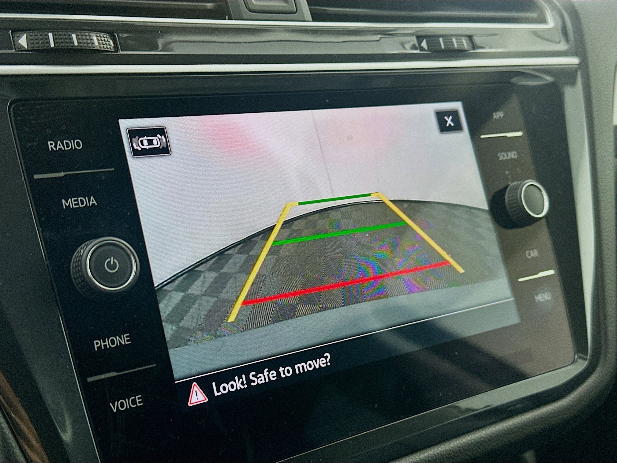 Used 2024 Volkswagen Tiguan Wolfsburg Edition image 21