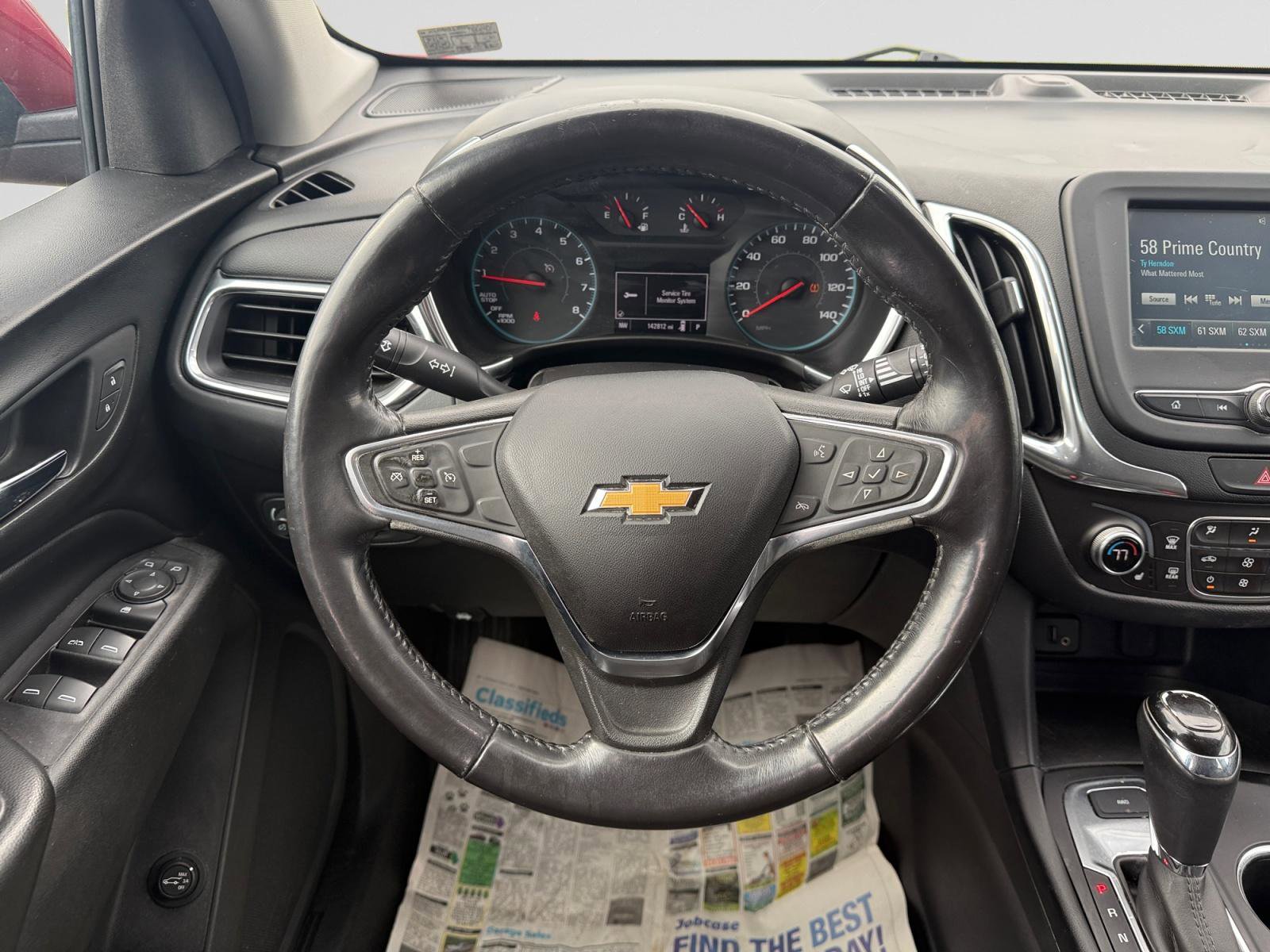 Used 2018 Chevrolet Equinox LT image 12
