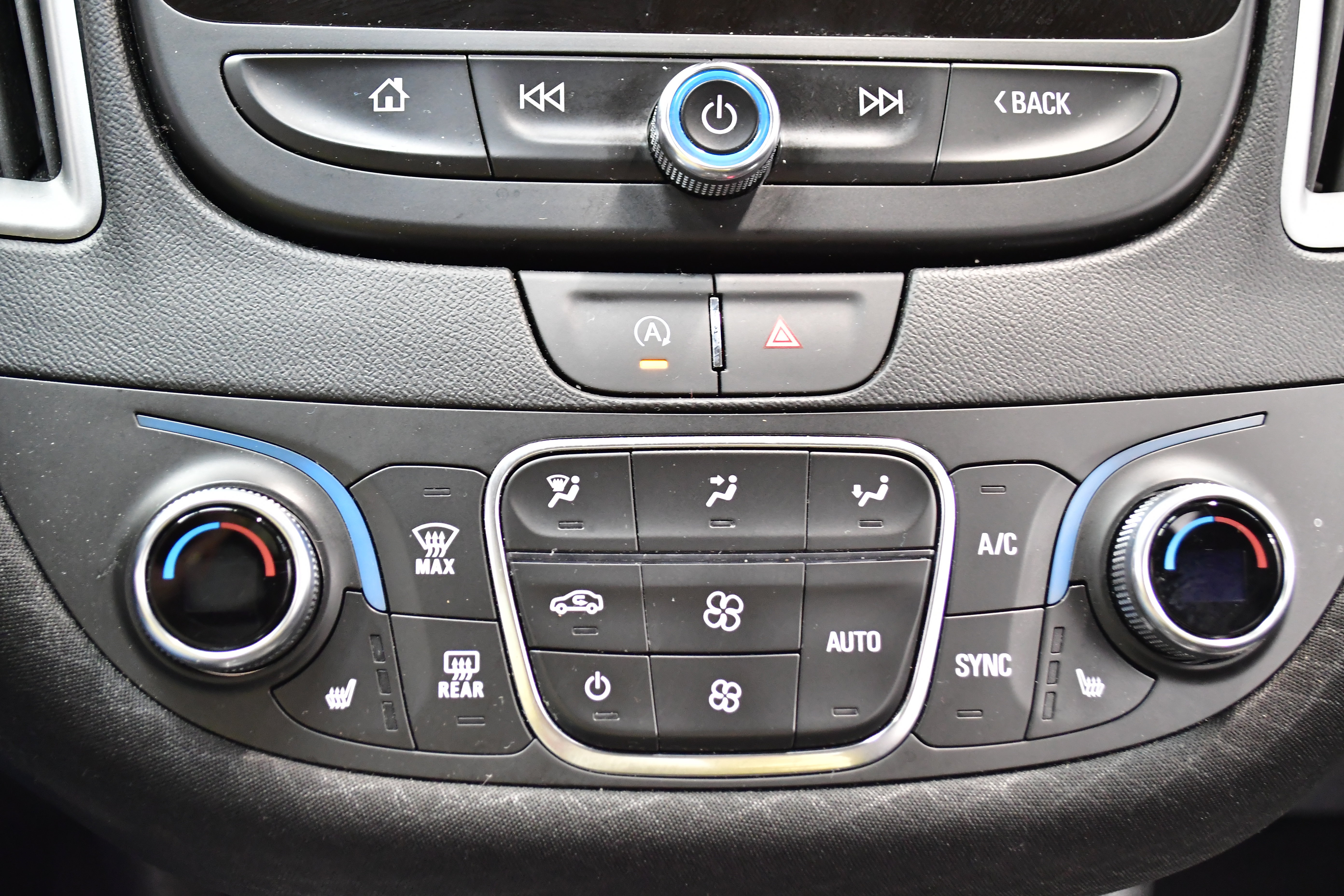 Used 2024 Chevrolet Malibu LT image 53