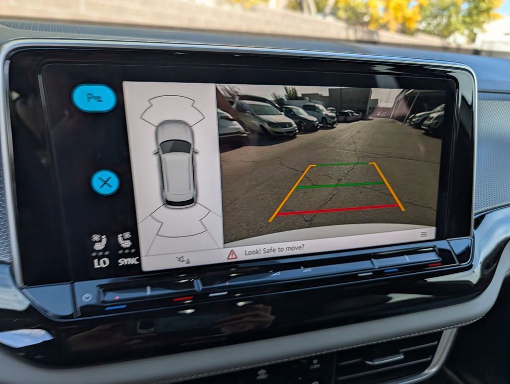 New 2026 Volkswagen Atlas Cross Sport SEL R-Line image 13