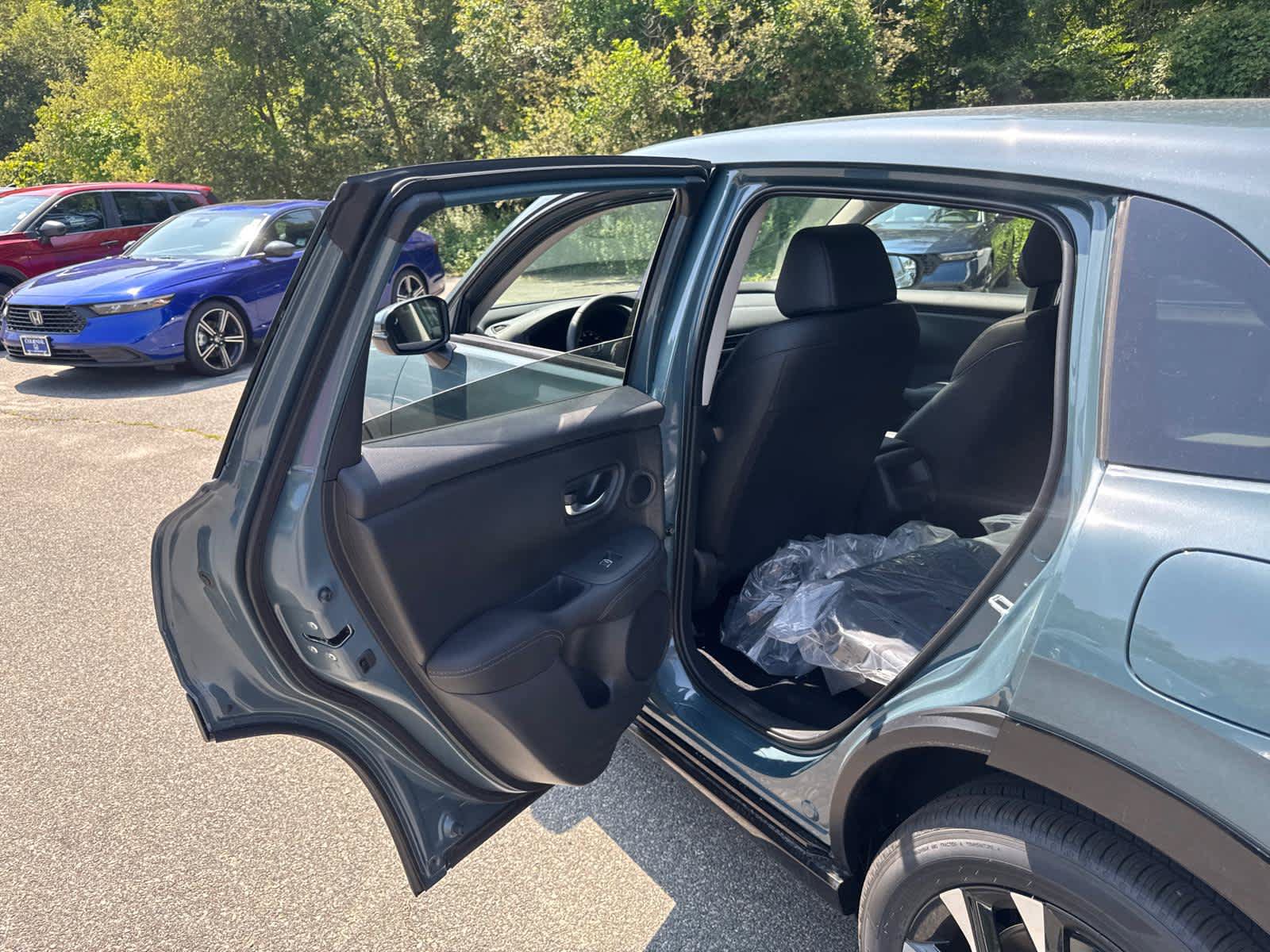 New 2027 Honda HR-V EX-L image 28