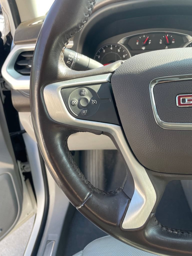 Used 2019 GMC Acadia SLT FWD image 15