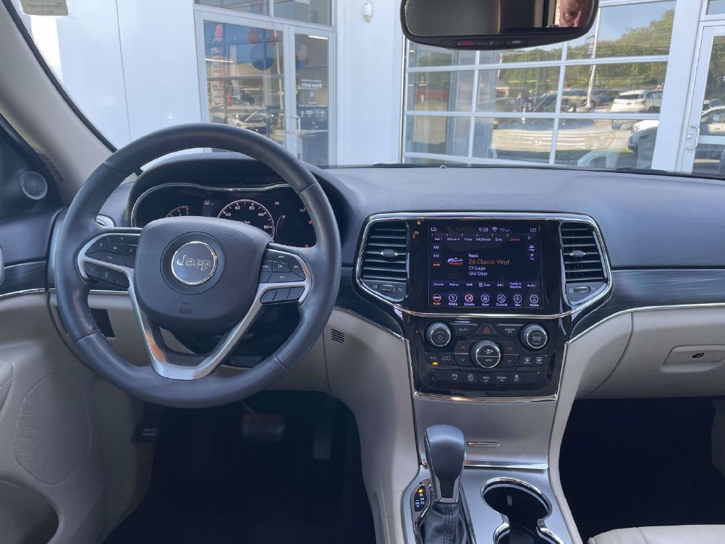 Used 2019 Jeep Grand Cherokee Limited AWD/4WD image 15