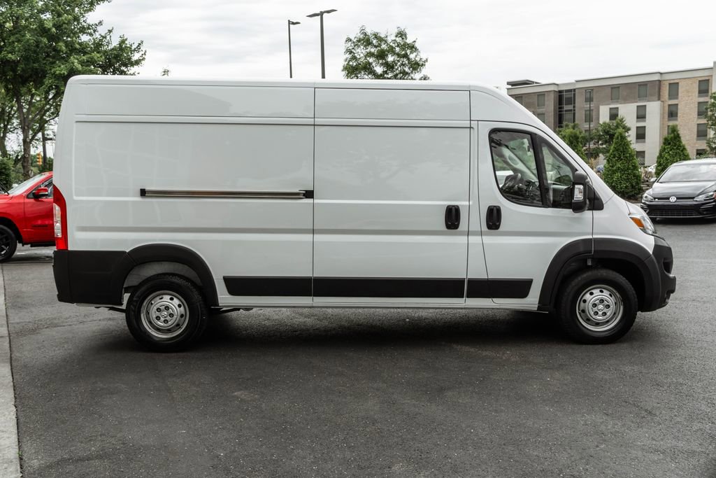 Used 2023 RAM ProMaster 2500 FWD image 3