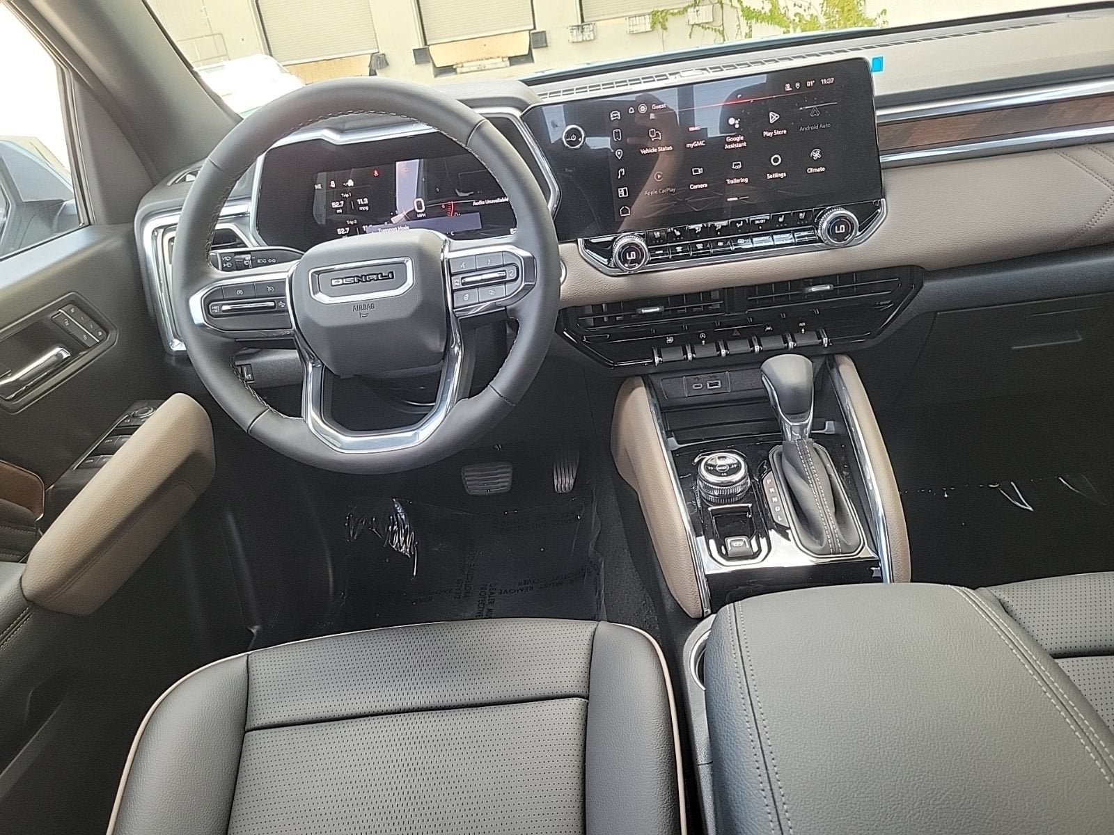 New 2026 GMC Canyon Denali AWD/4WD image 15