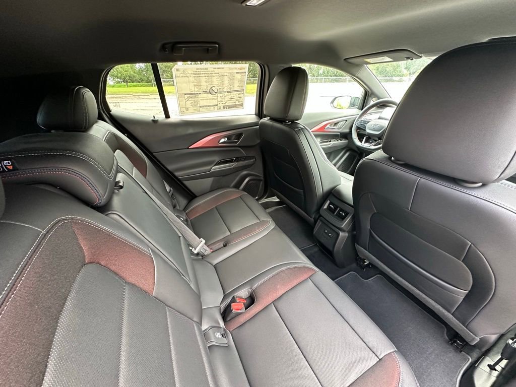 New 2025 Chevrolet Equinox EV RS w/ Convenience Package II FWD image 40