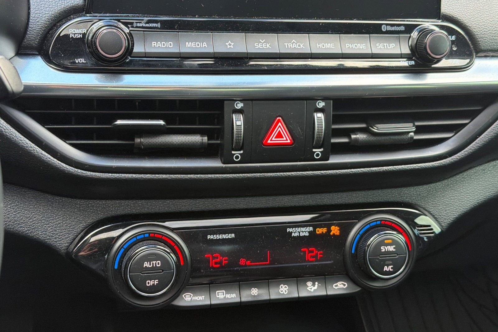 Used 2019 Kia Forte S w/ S Premium Package image 19