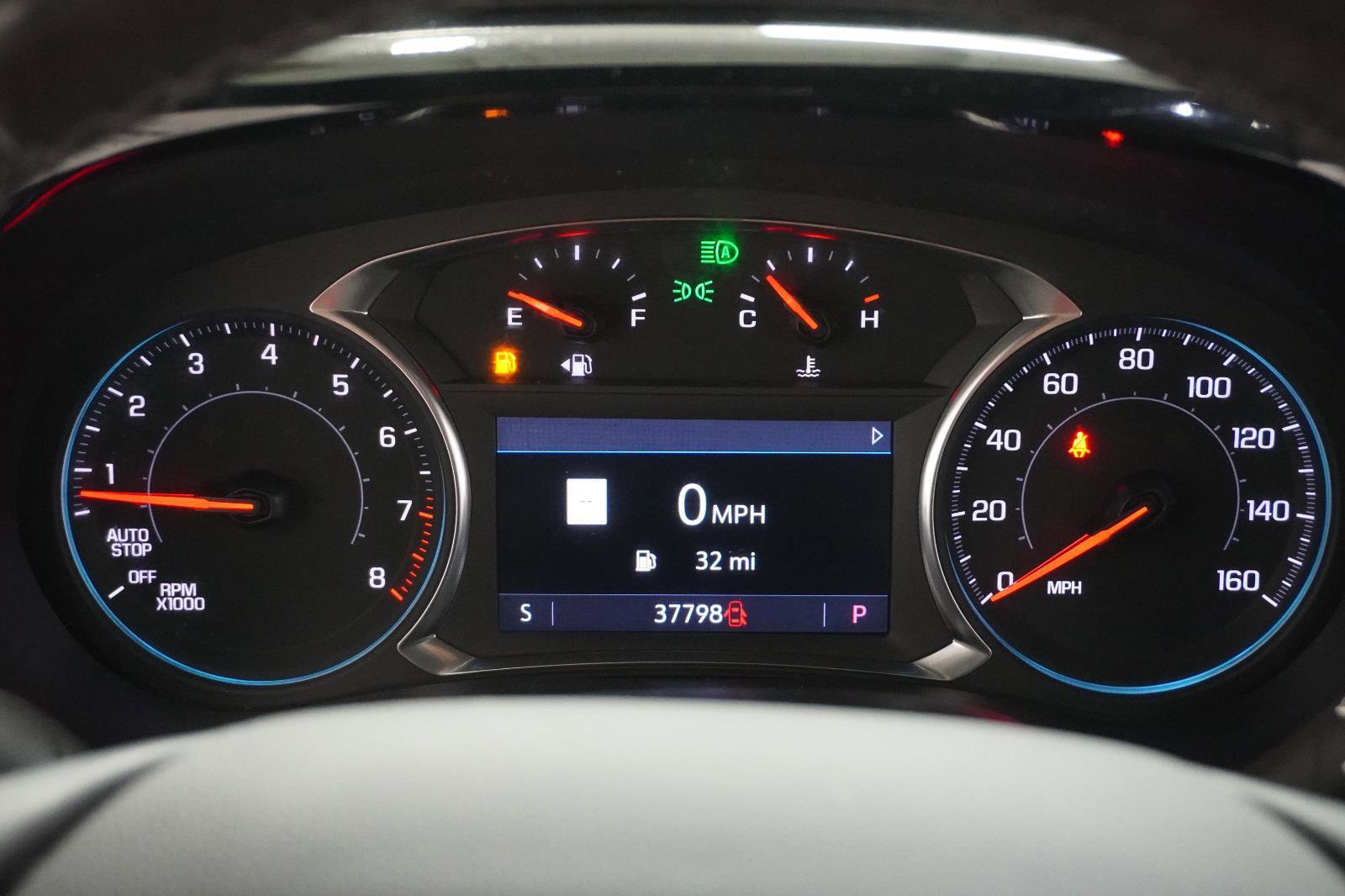 Used 2023 Chevrolet Traverse RS image 28