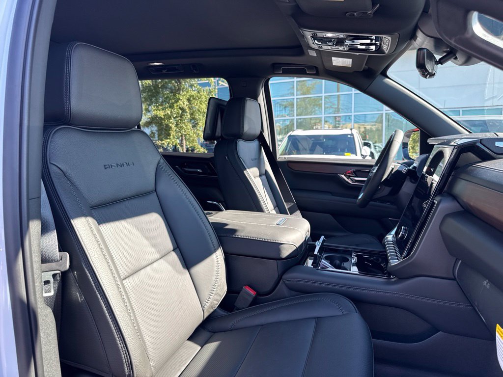 New 2026 GMC Yukon XL Denali w/ Advanced Technology Package AWD/4WD image 21